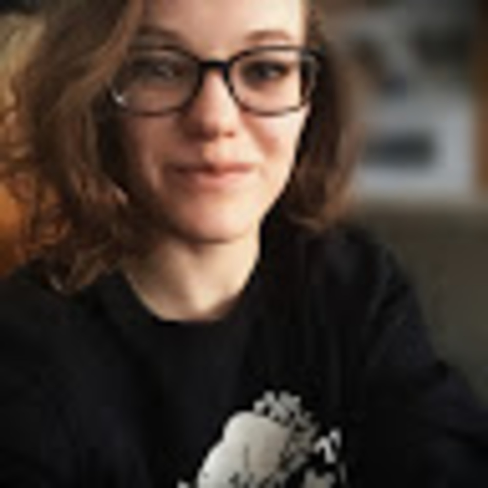 Meet your Posher, Julie